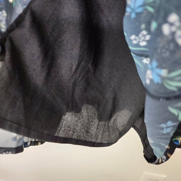 NWOT Yumi Kim V Neck Fit and flare Floral Metallic Dot Mini Dress Black Small - Picture 13 of 14